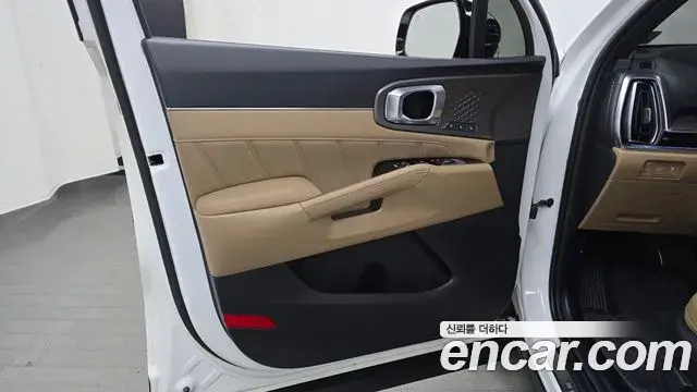 Kia Sorento 2024 — Photo 20/37