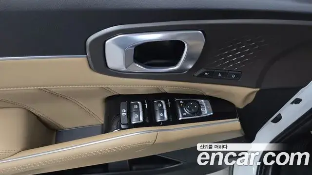 Kia Sorento 2024 — Photo 14/37