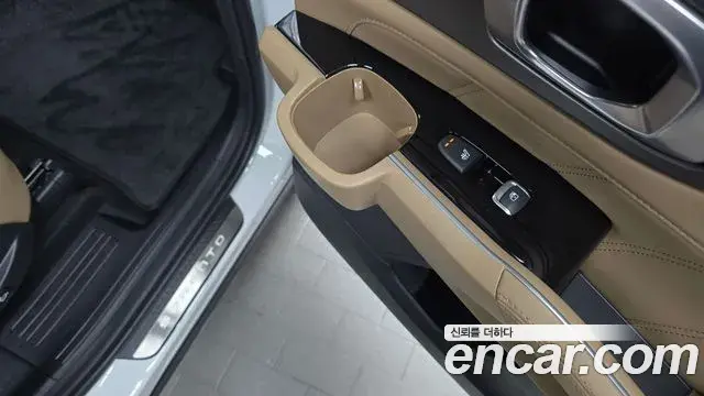Kia Sorento 2024 — Photo 36/37