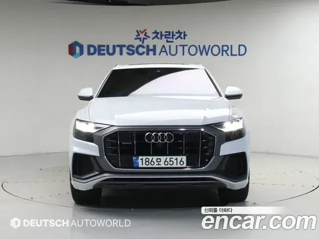 Audi Q8 2021 — ფოტო 20/20