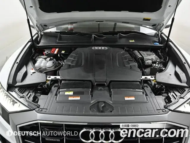 Audi Q8 2021 — ფოტო 13/20
