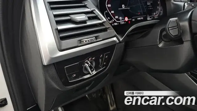 BMW X3 2022 — Фото 20/20