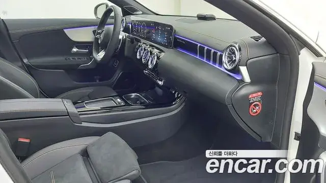 Mercedes-Benz CLA-Class 2025 — Фото 13/18