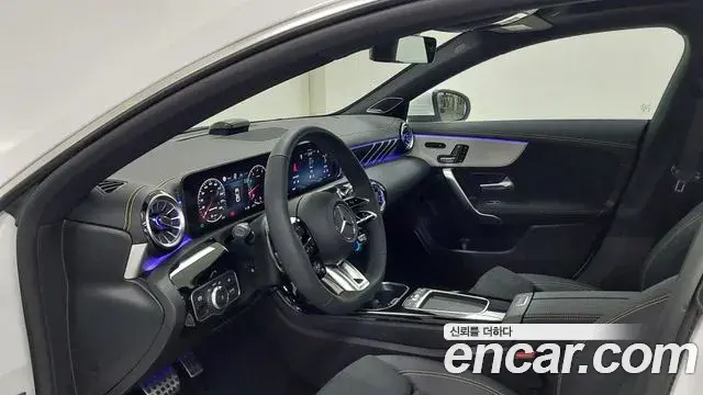 Mercedes-Benz CLA-Class 2025 — Фото 14/18