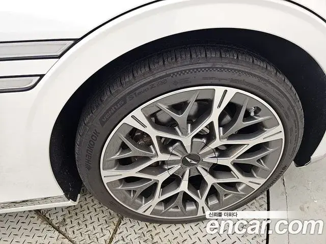 Genesis G90 2023 — ფოტო 20/20
