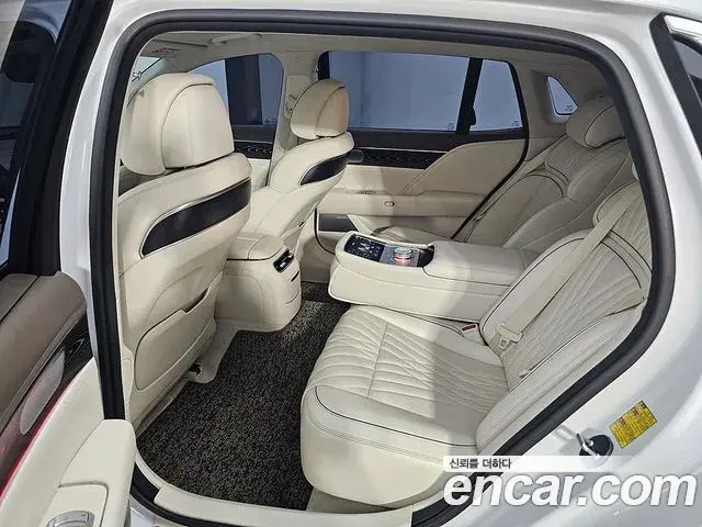 Genesis G90 2023 — ფოტო 10/20