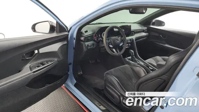 Hyundai Veloster 2020 — Фото 10/20