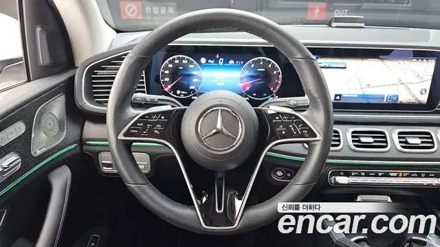 Mercedes-Benz GLE-Class 2025 — Photo 5/34