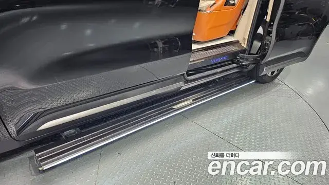 Kia Carnival 2022 — ფოტო 9/20