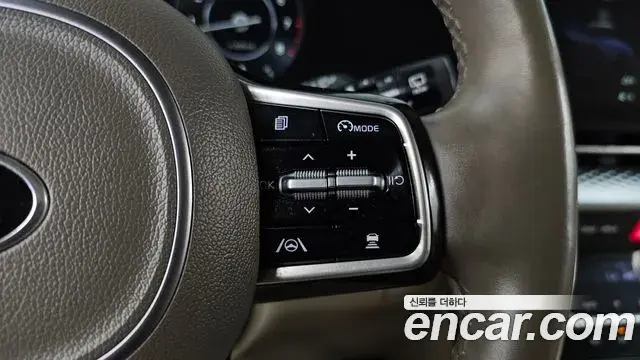 Kia Carnival 2020 — Şəkil 22/30