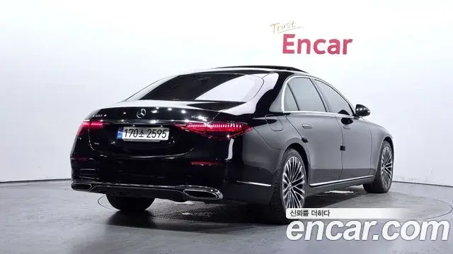 Mercedes-Benz S-Class 2022 — ფოტო 8/33