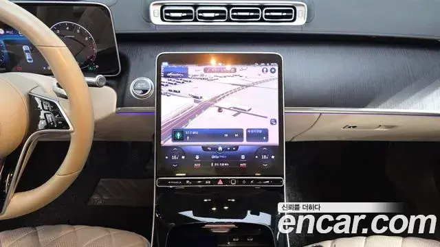 Mercedes-Benz S-Class 2022 — ფოტო 11/33