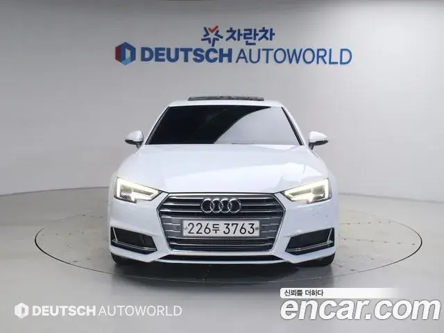 Audi A4 2019 — ფოტო 3/20