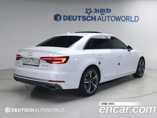 Audi A4 2019 — ფოტო 14/20