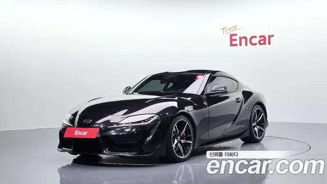 Toyota Supra 2021 — ფოტო 28/32