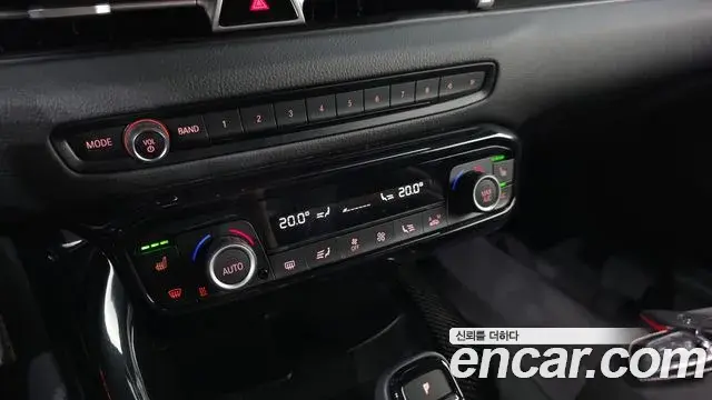 Toyota Supra 2021 — ფოტო 26/32