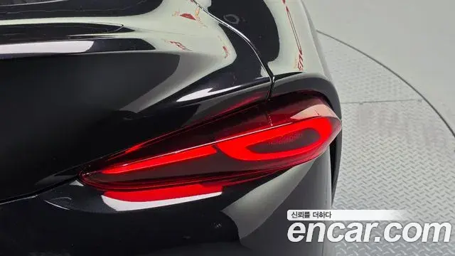 Toyota Supra 2021 — ფოტო 29/32
