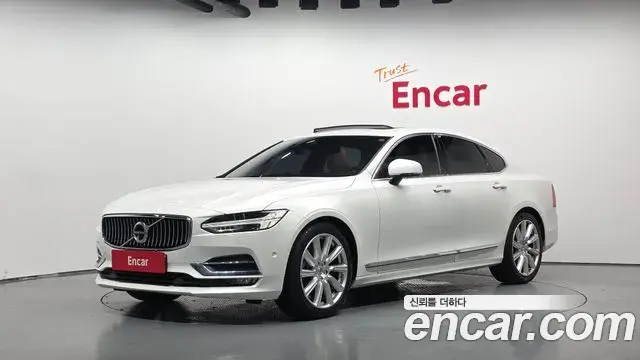 Volvo S90 2019 — Photo 3/34