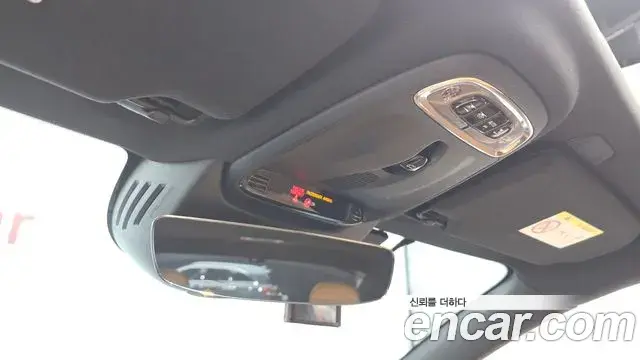 Volvo S90 2019 — Photo 12/34