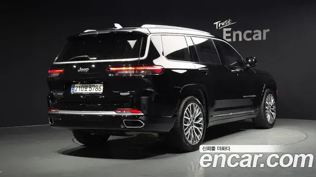 Jeep Grand Cherokee 2023 — Şəkil 14/20