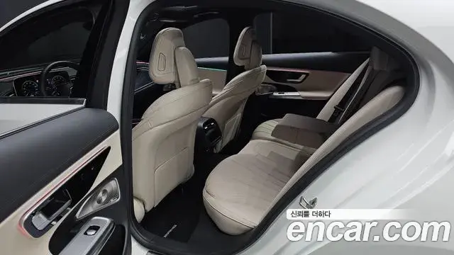 Mercedes-Benz E-Class 2026 — Şəkil 35/35