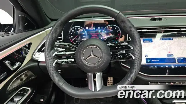 Mercedes-Benz E-Class 2026 — Şəkil 32/35