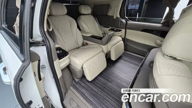 Kia Carnival 2024 — Photo 10/20