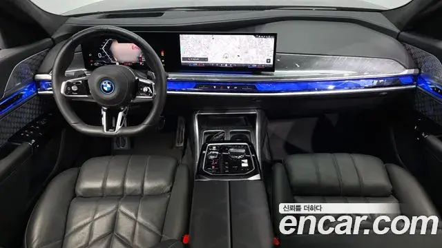 BMW 7 Series 2023 — Photo 31/34