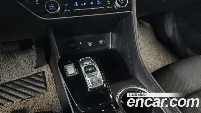 Hyundai Sonata 2021 — Фото 9/20
