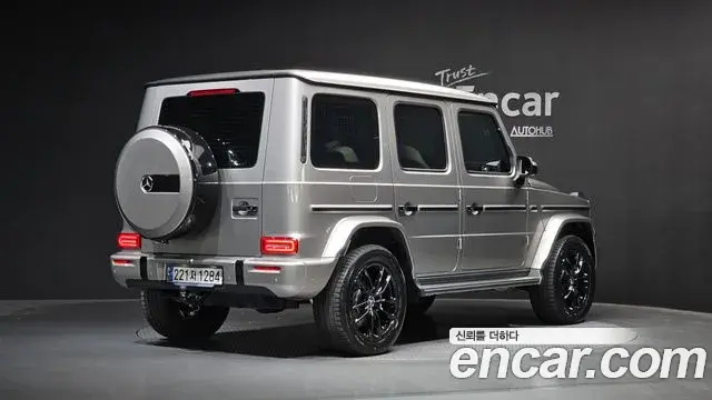 Mercedes-Benz G-Class 2025 — Photo 22/31