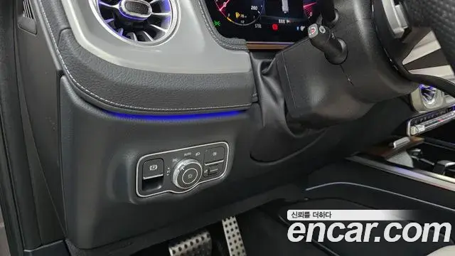 Mercedes-Benz G-Class 2025 — Photo 8/31
