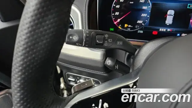 Mercedes-Benz G-Class 2025 — Photo 7/31
