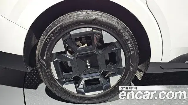 Kia Carnival 2023 — Фото 5/20