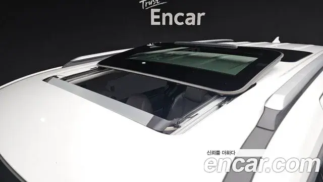 Kia Carnival 2023 — ფოტო 12/40