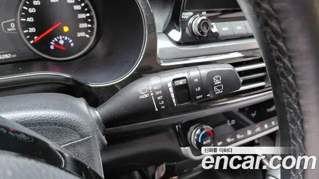 Kia Seltos 2022 — Photo 10/34