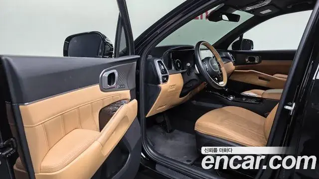 Kia Sorento 2022 — Photo 30/33