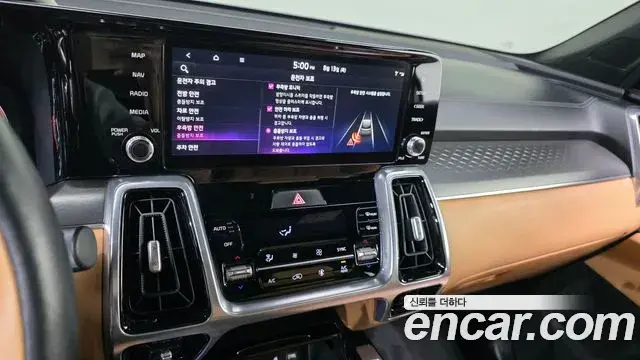 Kia Sorento 2022 — Photo 27/33