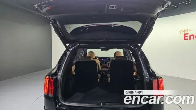 Kia Sorento 2022 — Photo 24/33