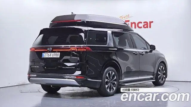 Kia Carnival 2021 — Photo 2/20