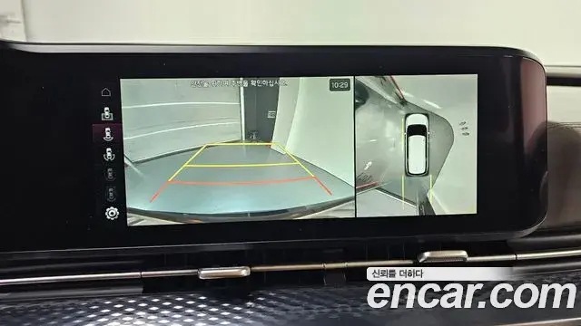 Kia Carnival 2021 — Photo 15/20