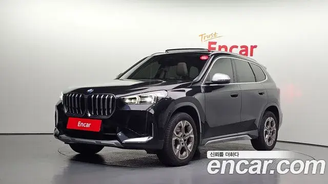 BMW X1 2023 — Фото 10/20