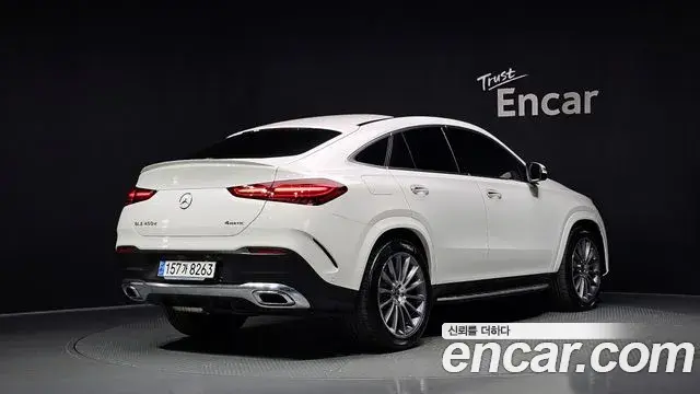 Mercedes-Benz GLE-Class 2023 — Şəkil 12/32