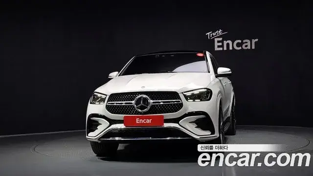 Mercedes-Benz GLE-Class 2023 — Şəkil 29/32