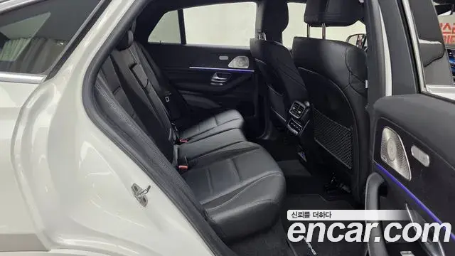 Mercedes-Benz GLE-Class 2023 — Şəkil 23/32