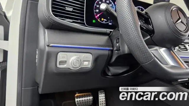 Mercedes-Benz GLE-Class 2023 — Şəkil 25/32