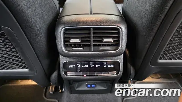 Mercedes-Benz GLE-Class 2023 — Şəkil 14/32