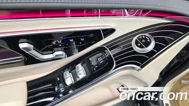 Mercedes-Benz S-Class 2023 — ფოტო 28/34