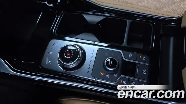 Kia Sorento 2022 — Фото 9/20