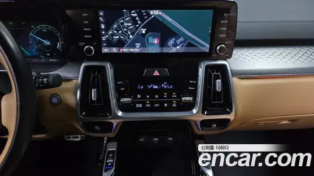 Kia Sorento 2022 — Фото 15/20