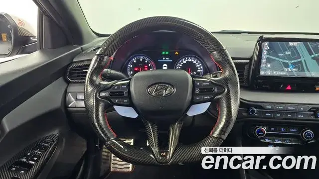 Hyundai Veloster 2019 — Фото 13/20